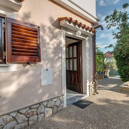 Apartment Simona Mali Losinj Exterior photo