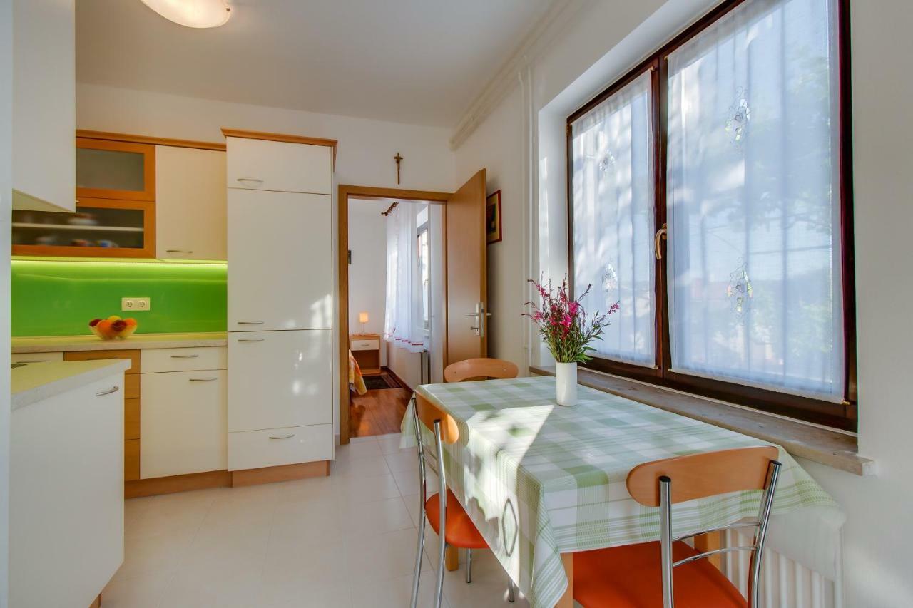 Apartment Simona Mali Losinj Exterior photo